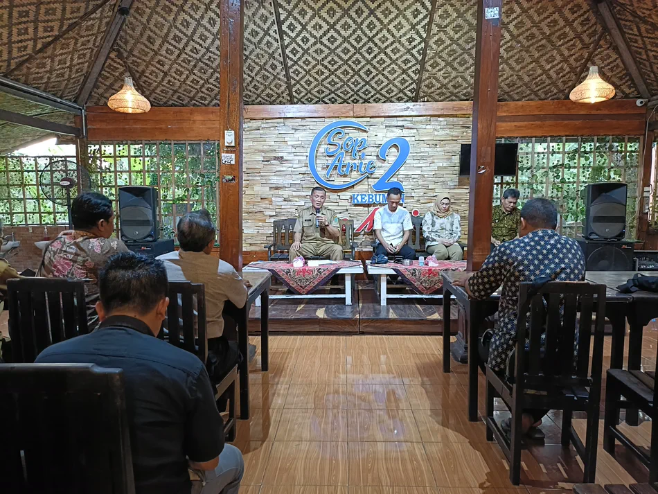 Pendopo Rumah Makan Sop Arie 2