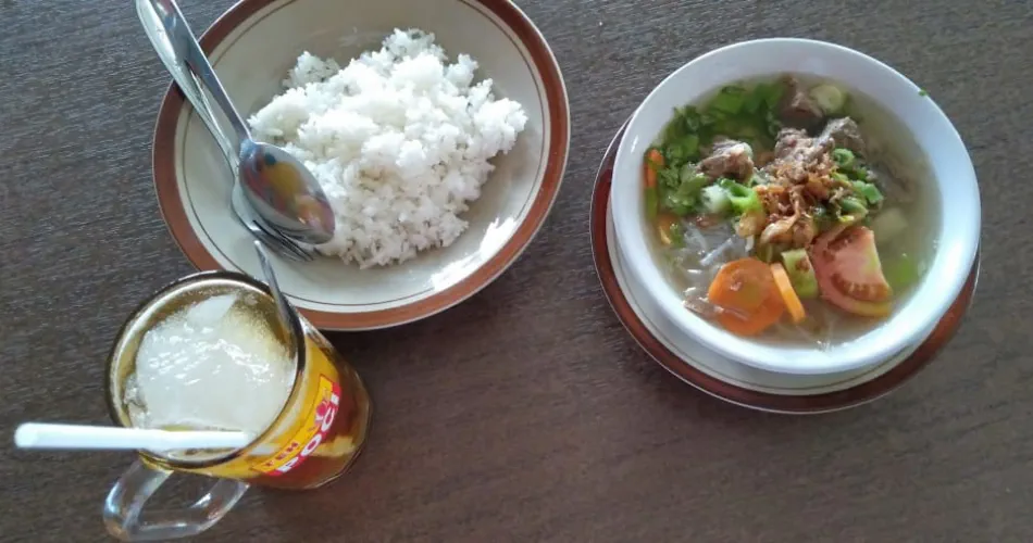 Sop daging sapi Rumah Makan Sop Arie 2